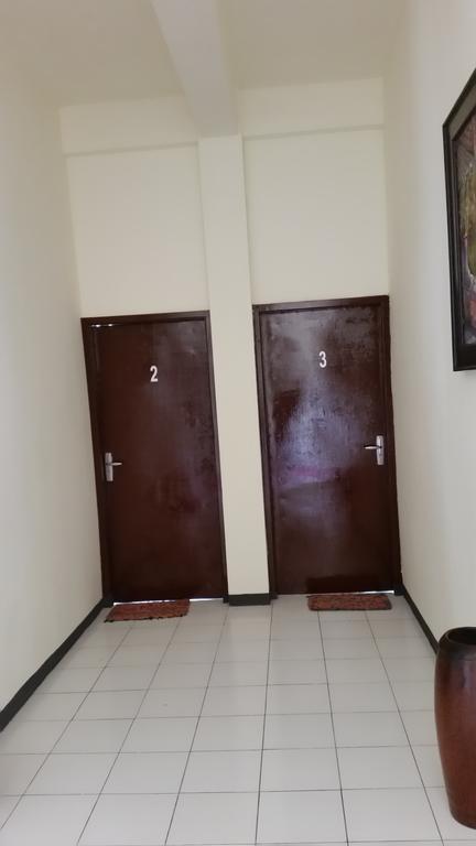 סנגיגי Tempatku Indonesian Restaurant And Rooms מראה חיצוני תמונה