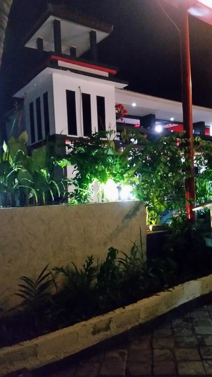 סנגיגי Tempatku Indonesian Restaurant And Rooms מראה חיצוני תמונה