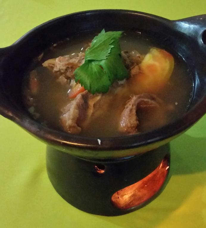 סנגיגי Tempatku Indonesian Restaurant And Rooms מראה חיצוני תמונה