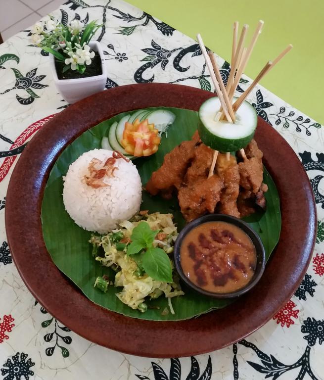 סנגיגי Tempatku Indonesian Restaurant And Rooms מראה חיצוני תמונה